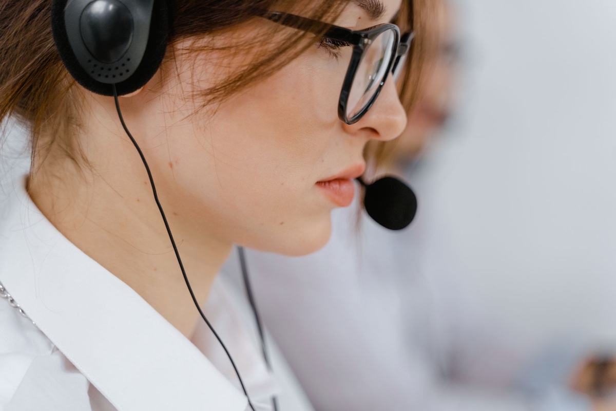 The Power of Active Listening in Phone Sales: Boost Your Success with Every Call hero image